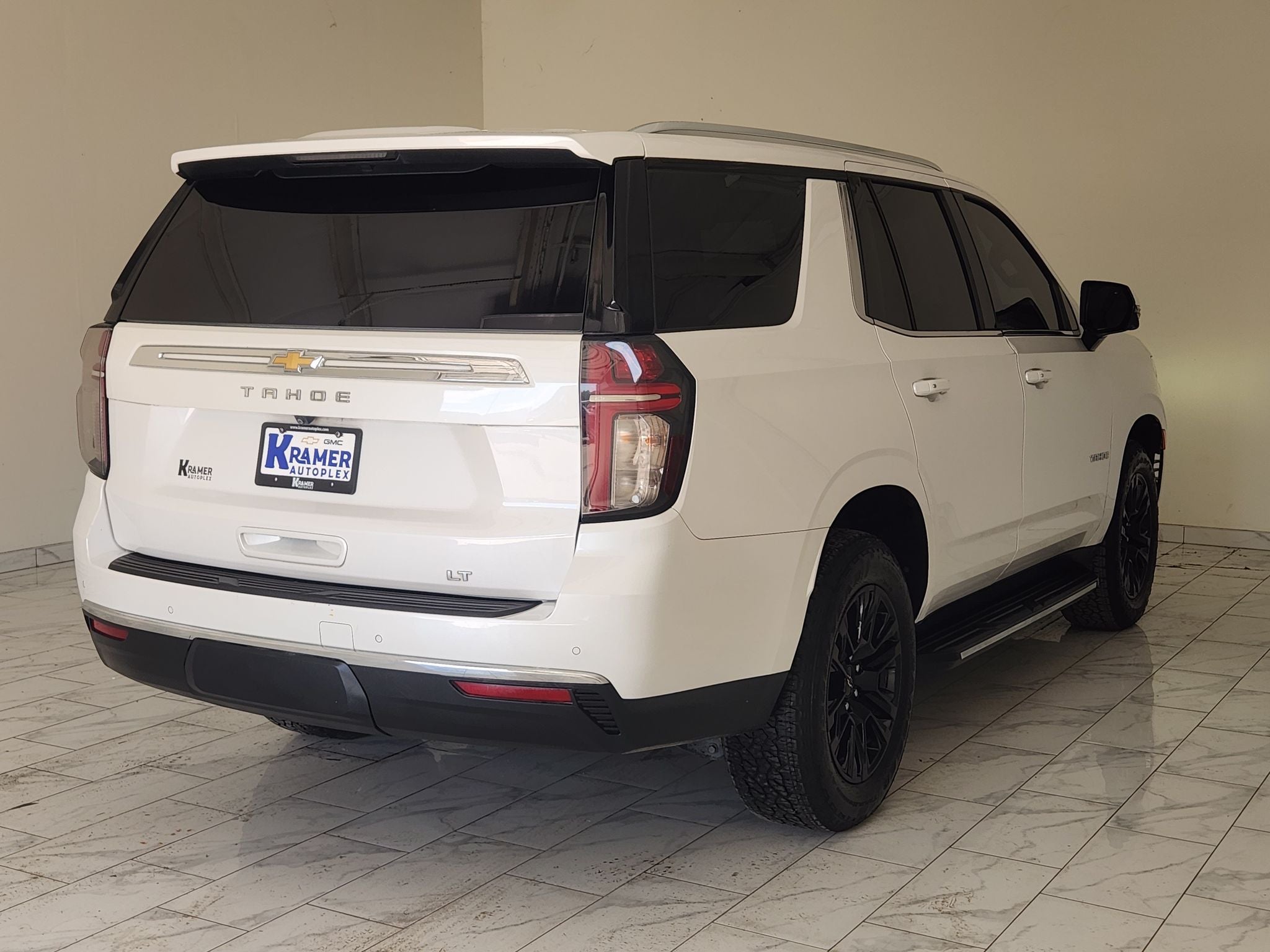 2022 Chevrolet Tahoe LT — photo 5