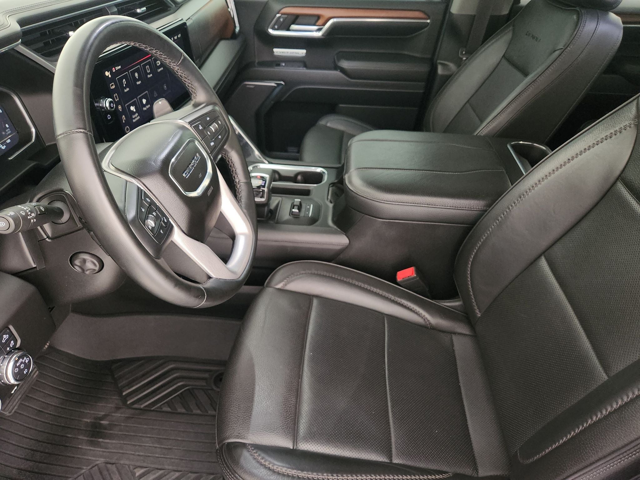 2023 GMC Sierra 1500 Denali — photo 12