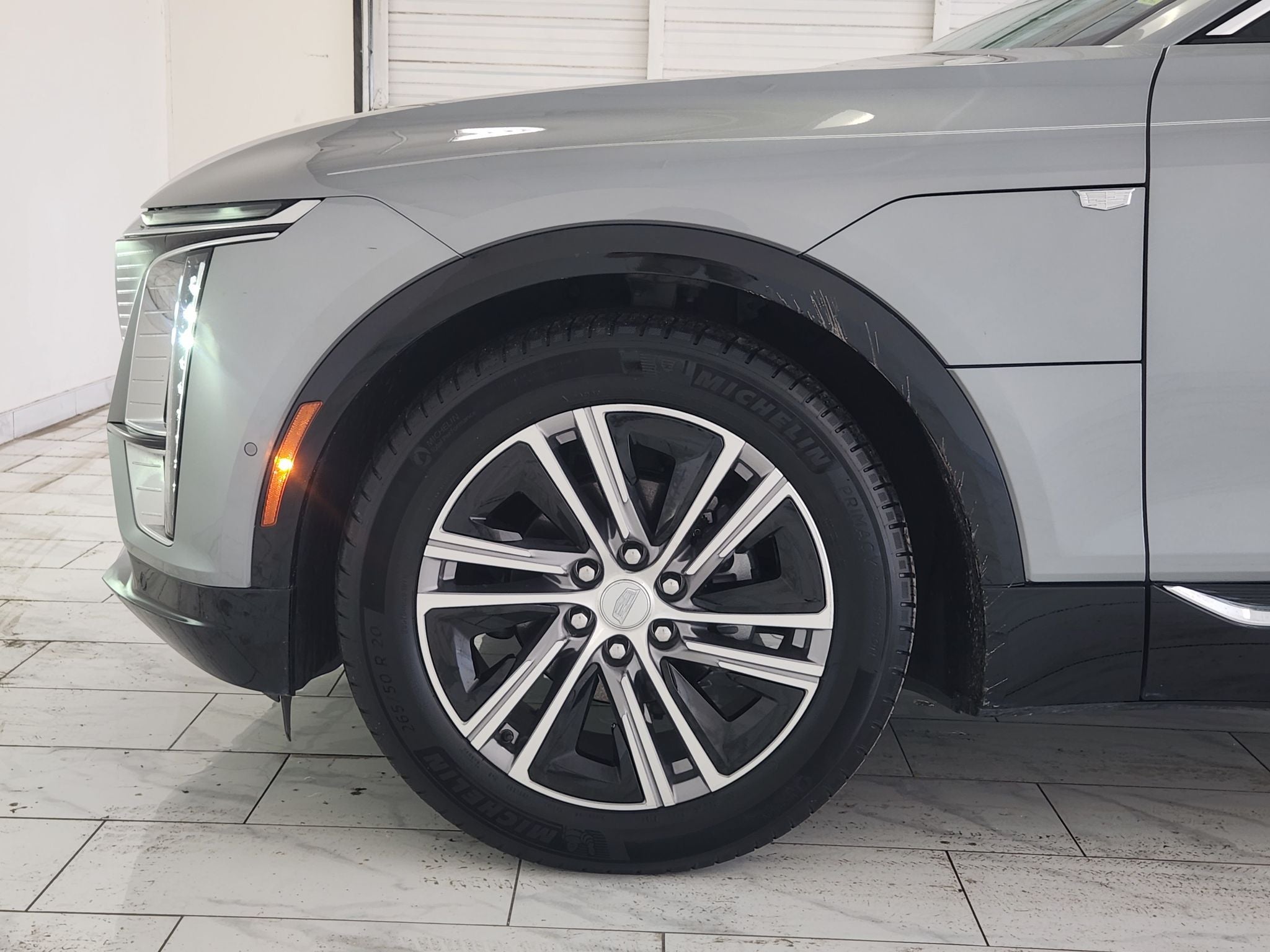 2024 Cadillac LYRIQ Luxury 1 — photo 8