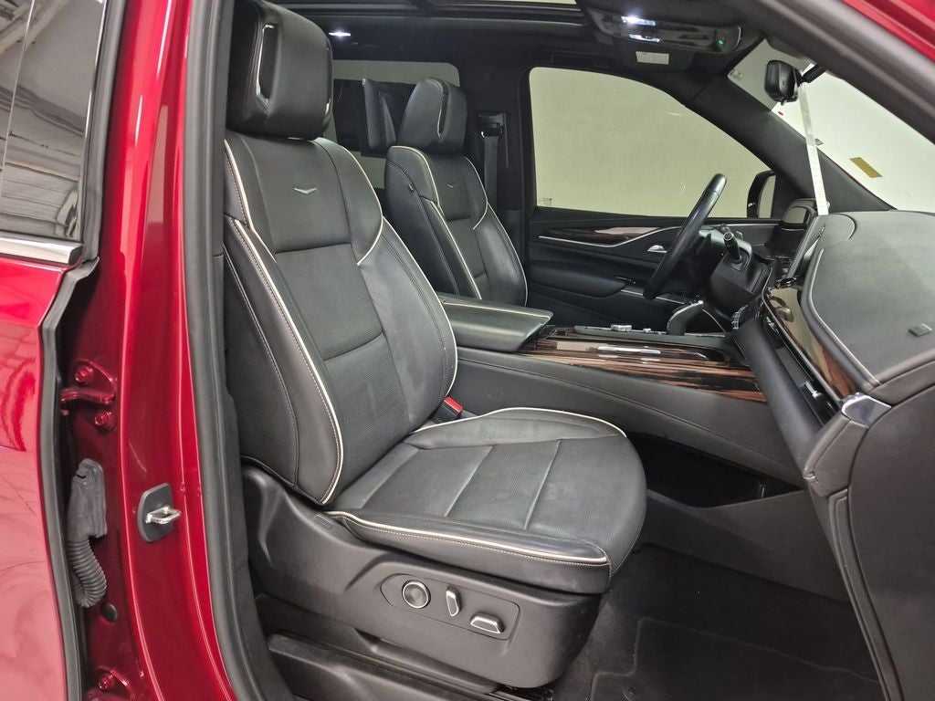 2023 Cadillac Escalade Premium Luxury - Photo 29