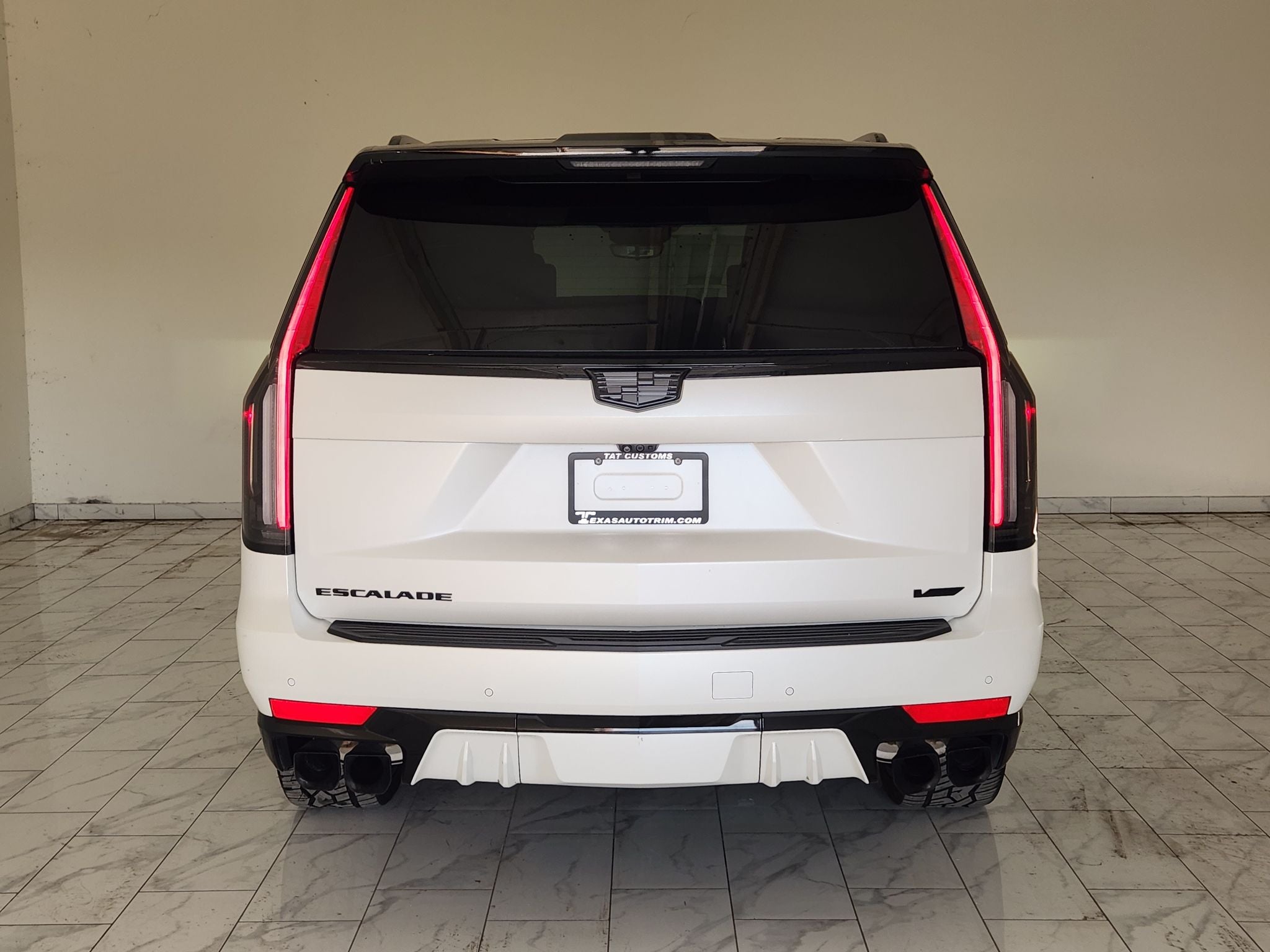 2024 Cadillac Escalade V-Series — photo 6