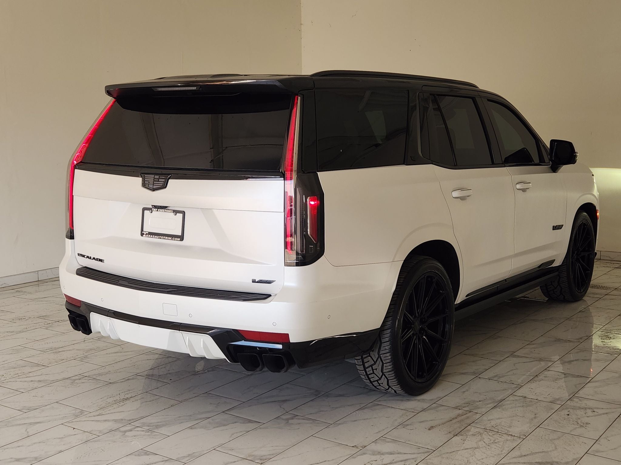 2024 Cadillac Escalade V-Series — photo 7