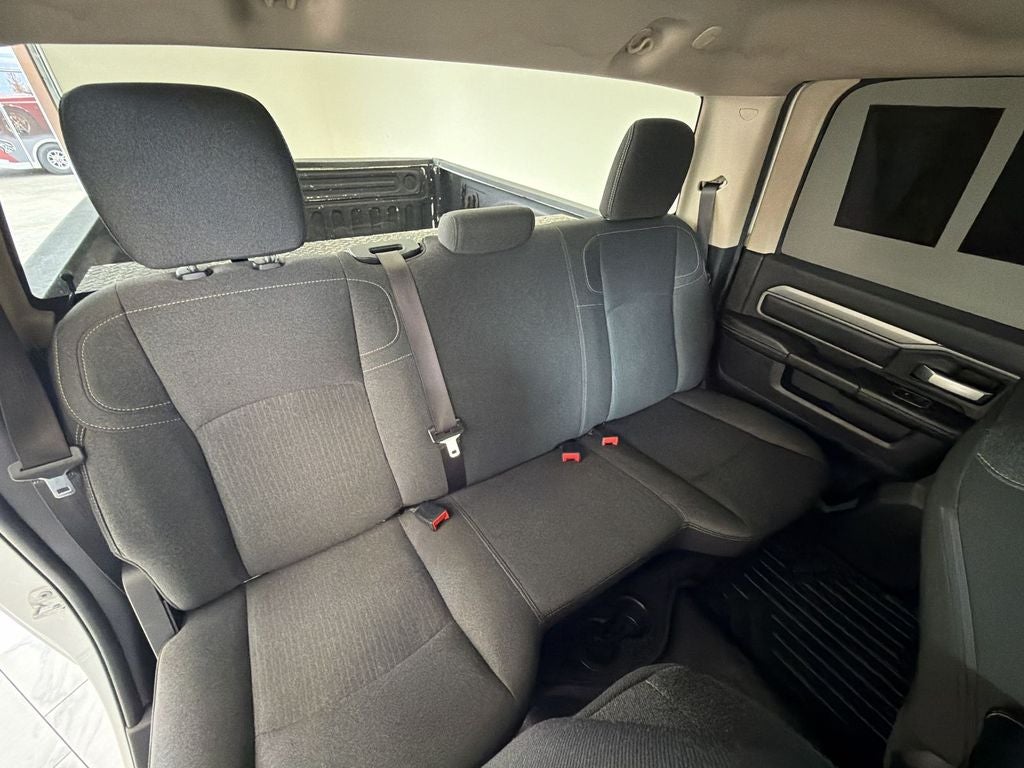 2019 RAM 2500 Tradesman Crew Cab 4x4 6'4" Box