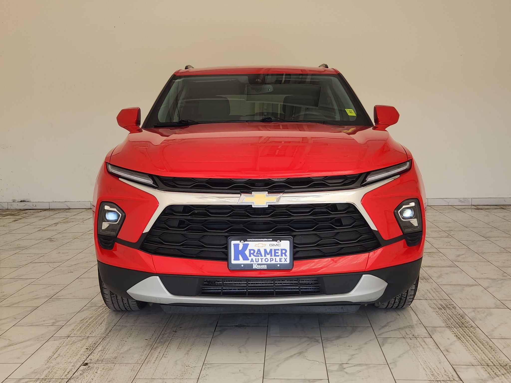 2023 Chevrolet Blazer LT — photo 2
