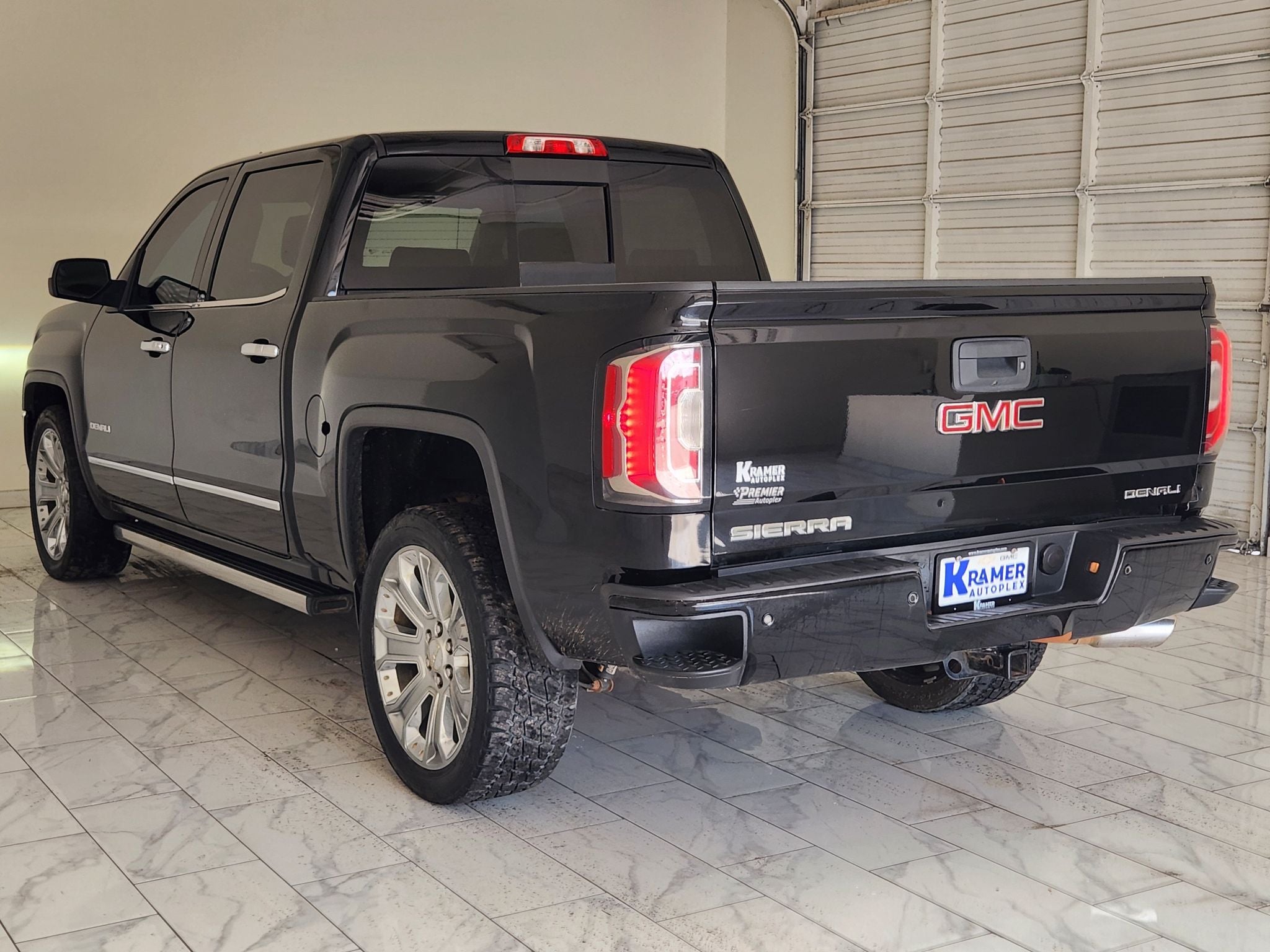 2017 GMC Sierra 1500 Denali — photo 7