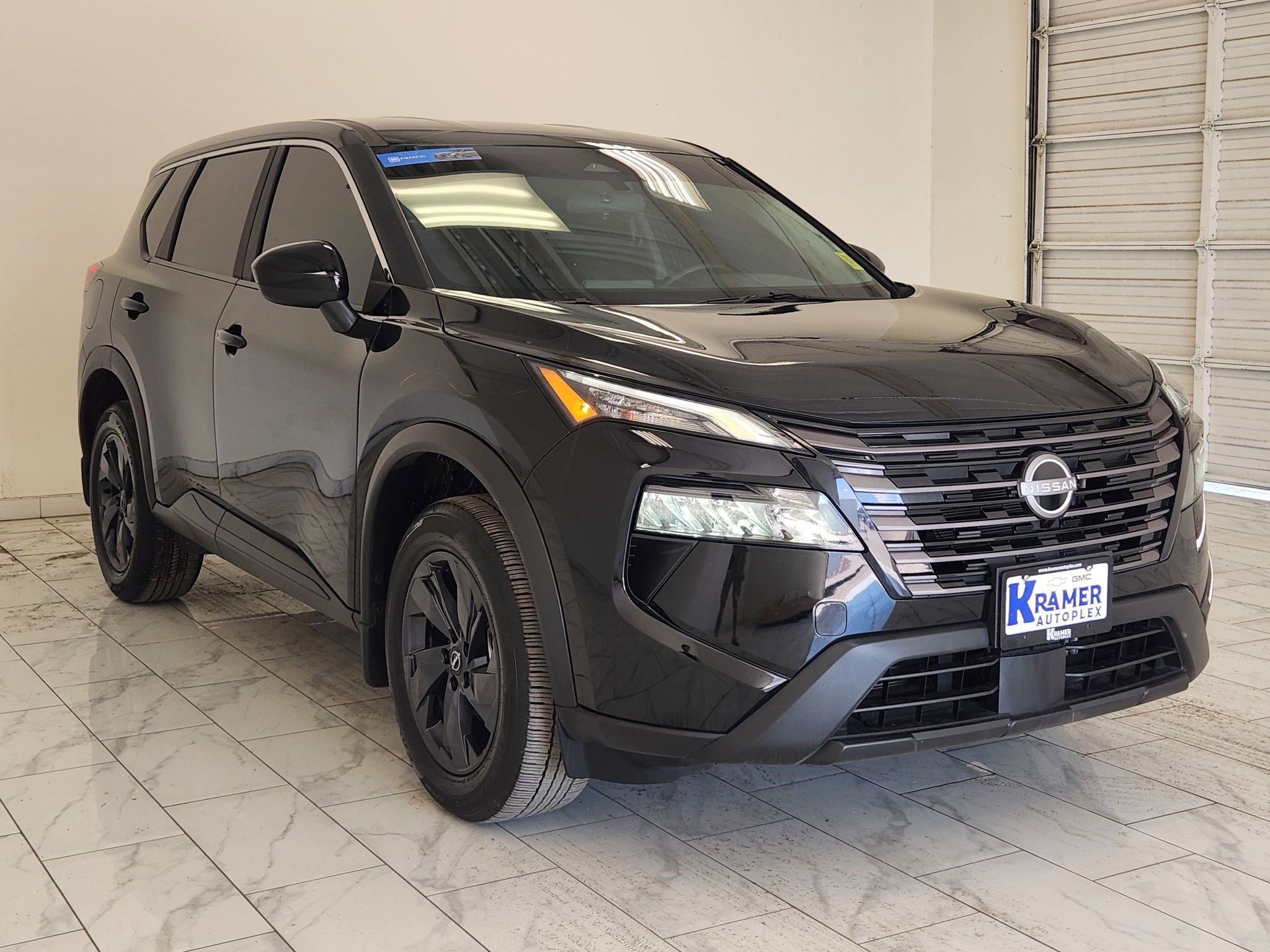 2026 Nissan Rogue SV — photo 3