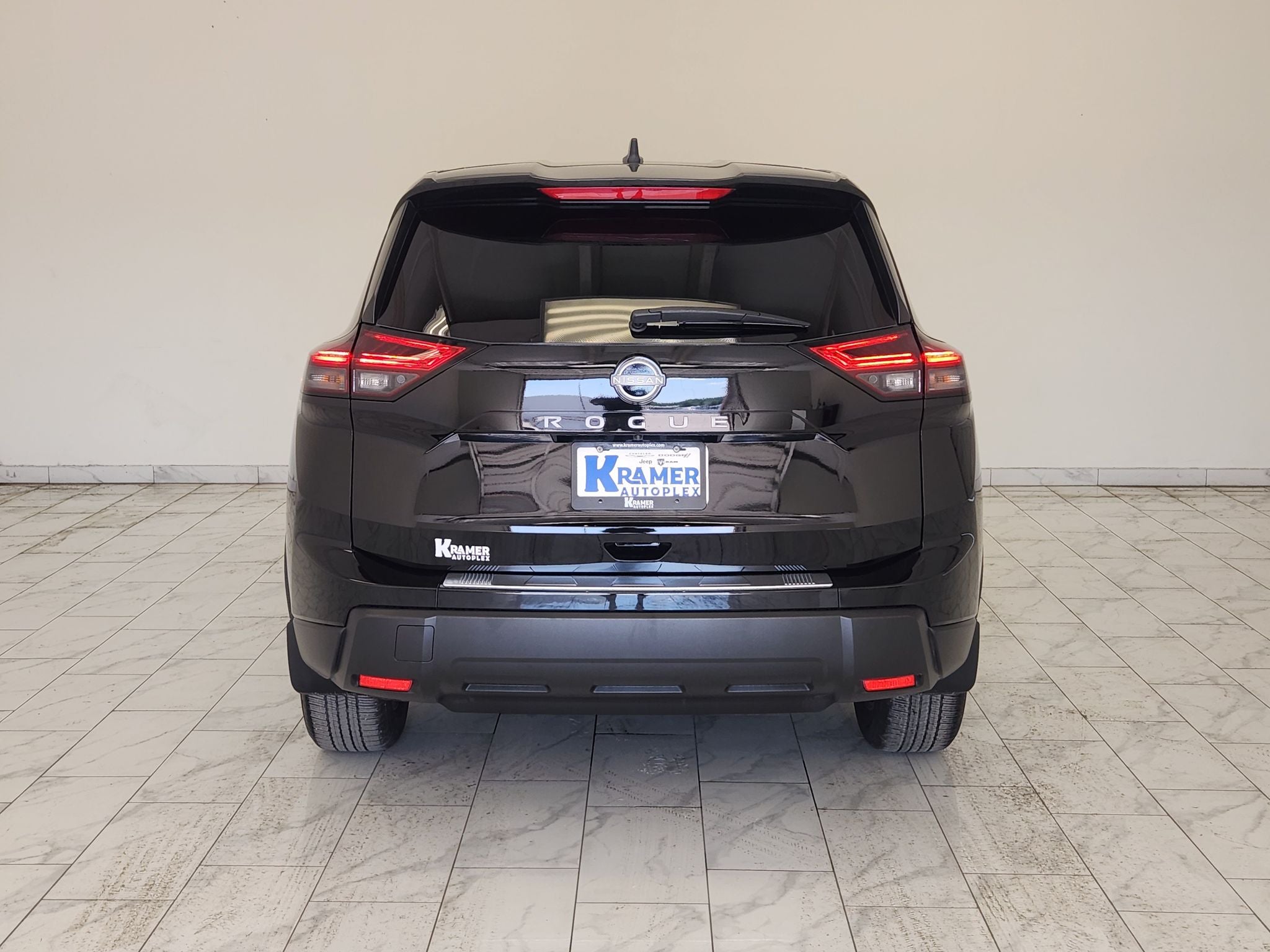 2026 Nissan Rogue SV — photo 6