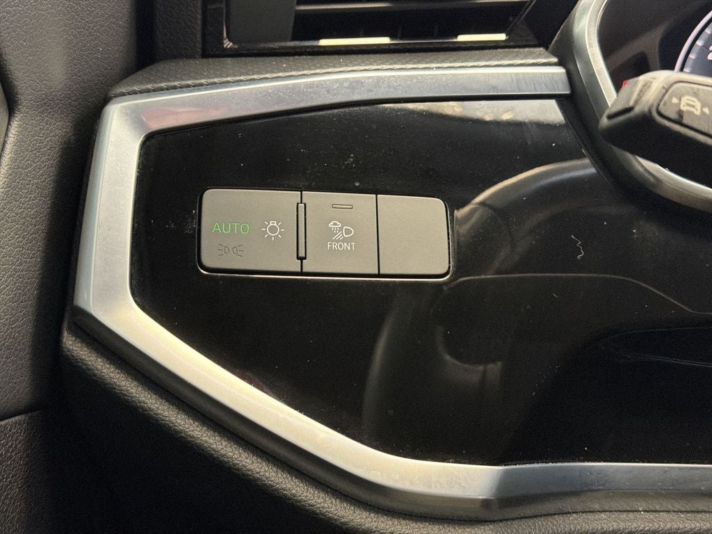 2023 Audi Q3 Premium Plus 45 TFSI S line quattro Tiptronic