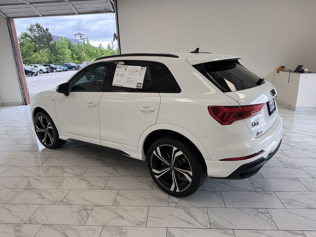2023 Audi Q3 Premium Plus 45 TFSI S line quattro Tiptronic
