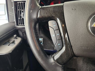 2021 Chevrolet Express Passenger 2500 1LS