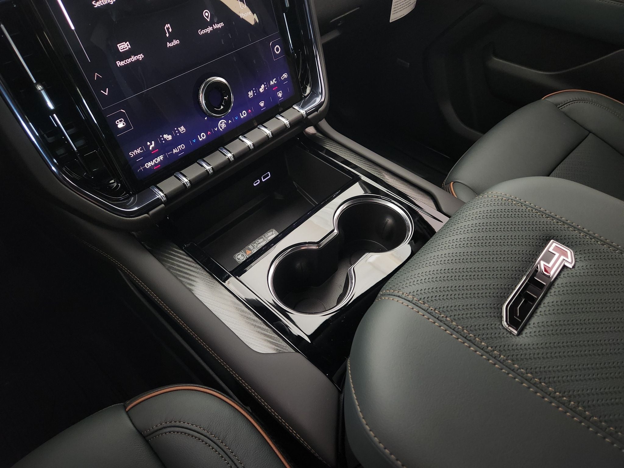 2027 GMC Yukon AT4