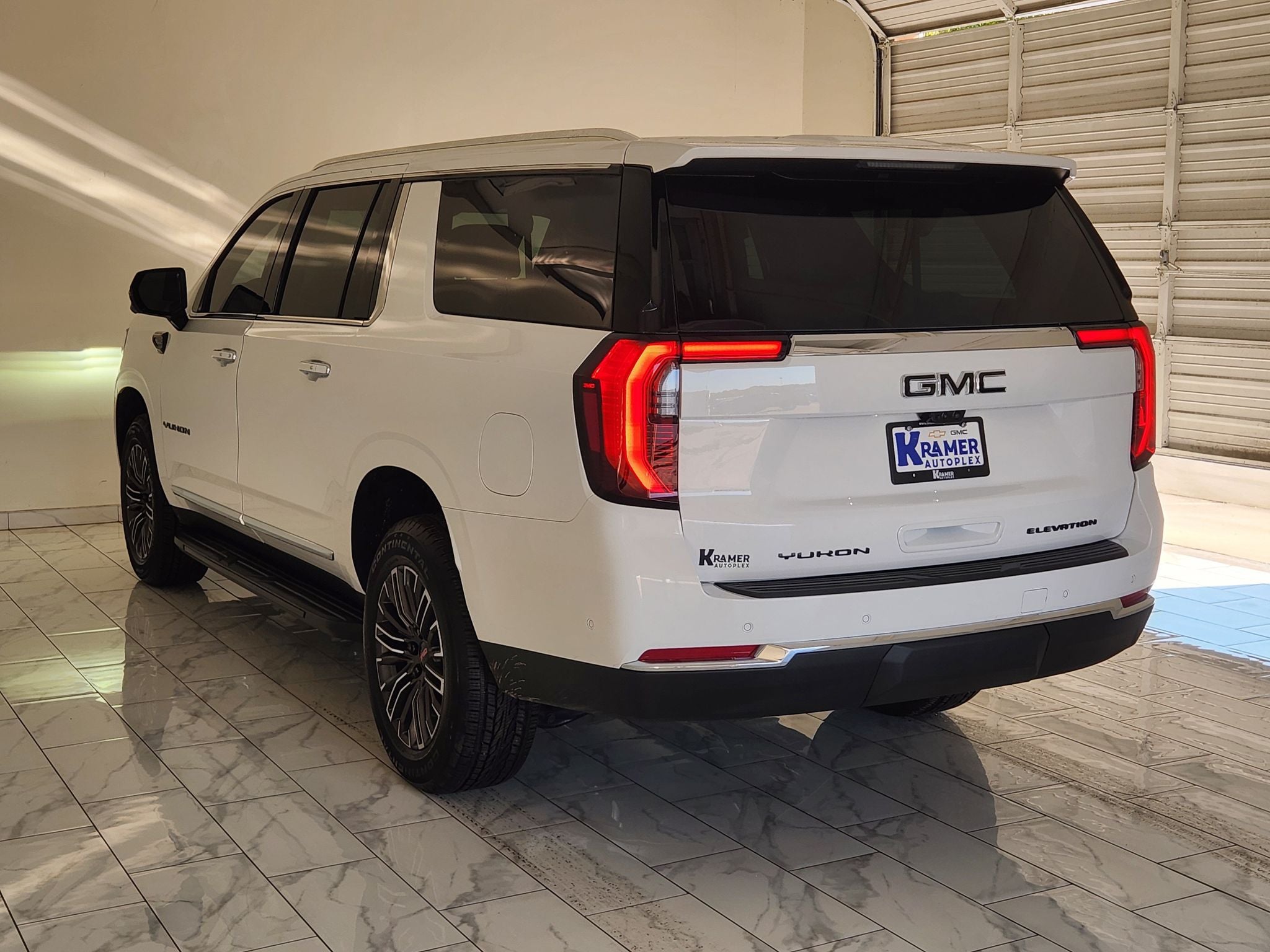 2026 GMC Yukon XL Elevation
