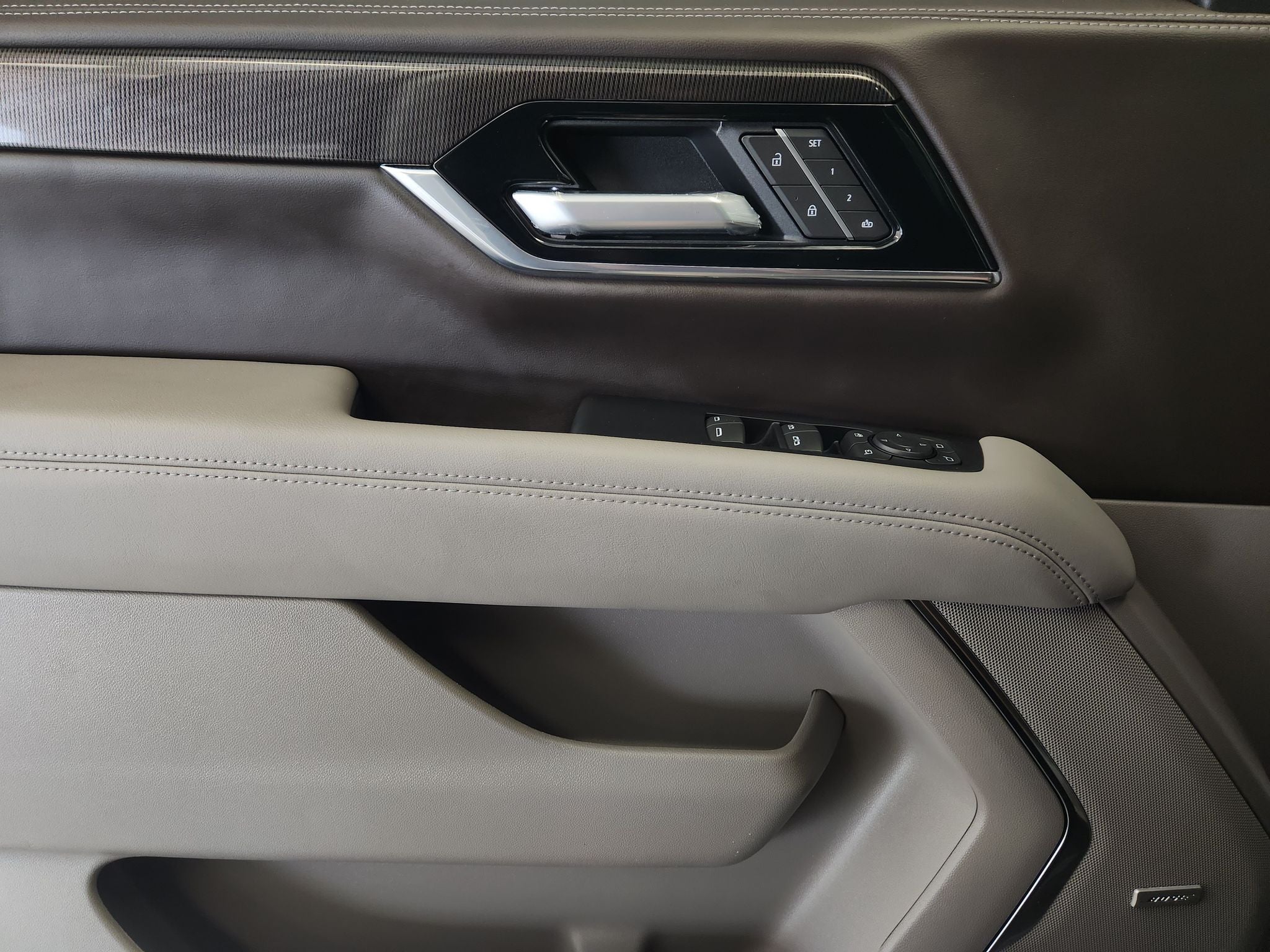 2025 GMC Yukon XL Elevation