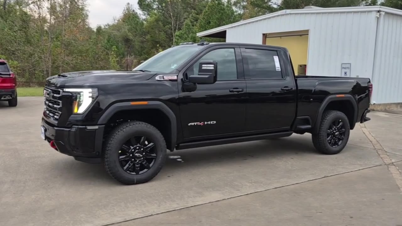 2026 GMC Sierra 2500 HD AT4