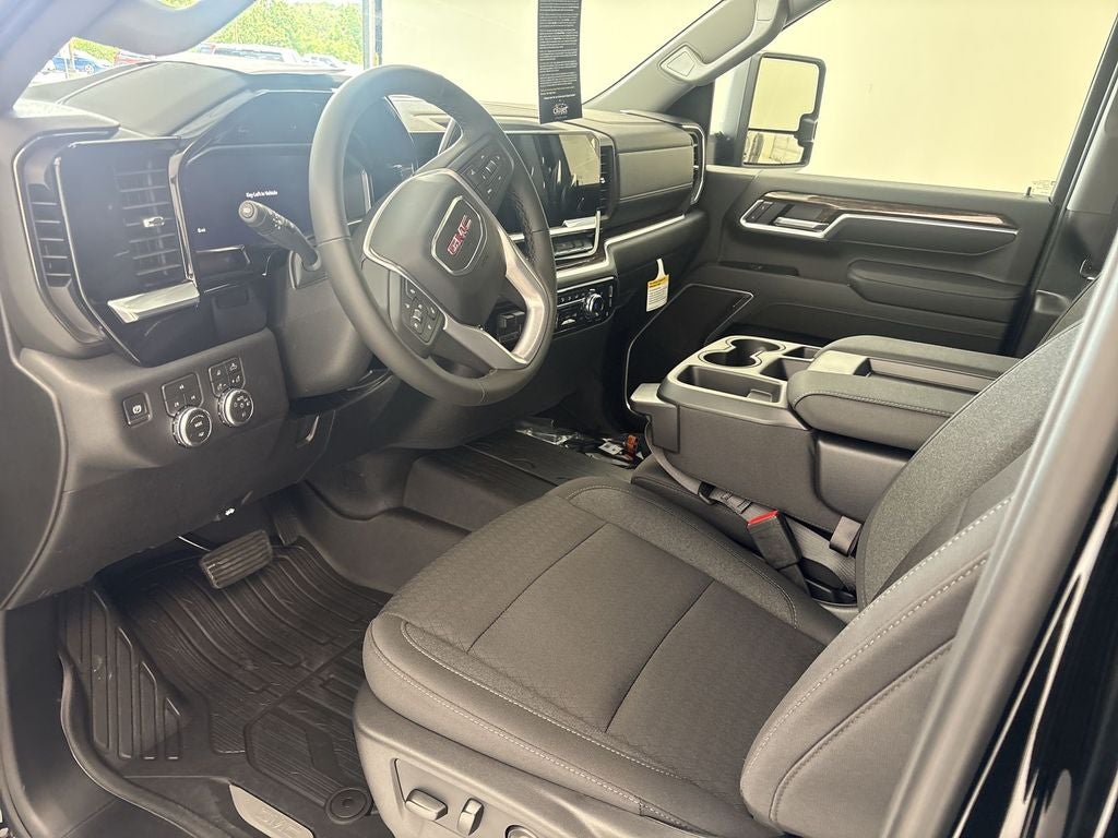 2026 GMC Sierra 3500 HD SLE DRW