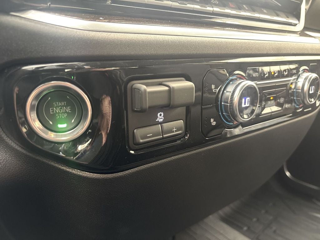 2026 GMC Sierra 3500 HD SLE DRW