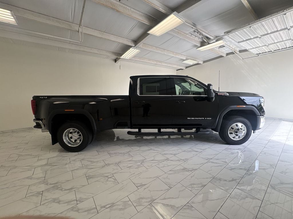2026 GMC Sierra 3500 HD SLE DRW