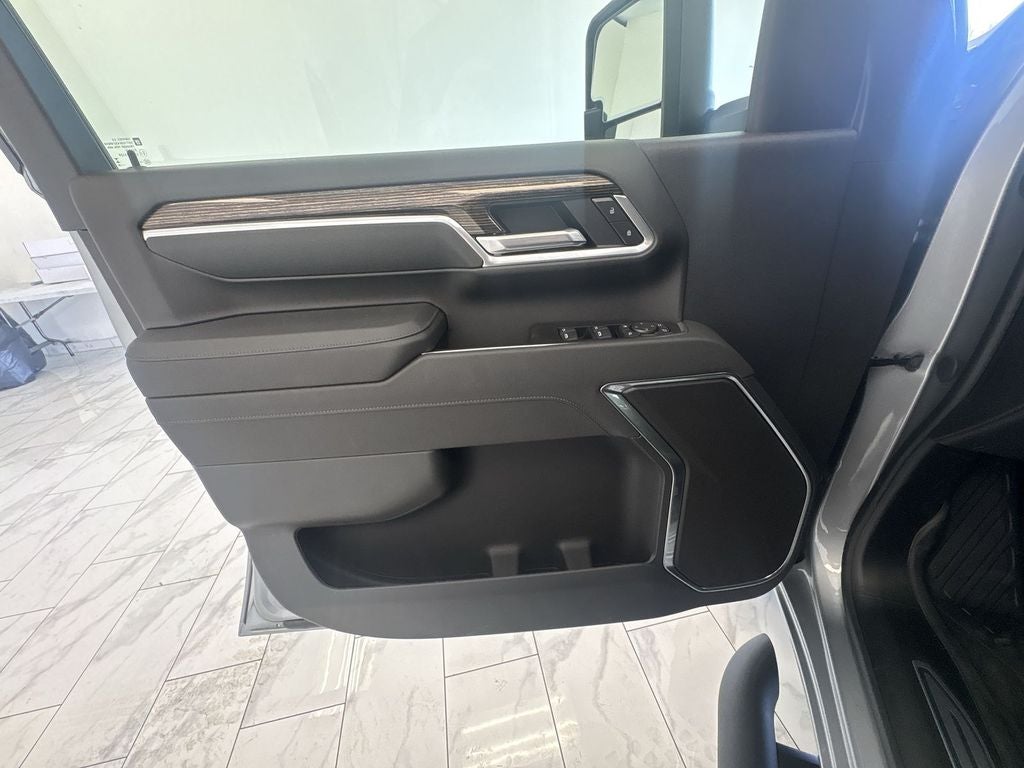 2026 GMC Sierra 3500 HD SLE DRW