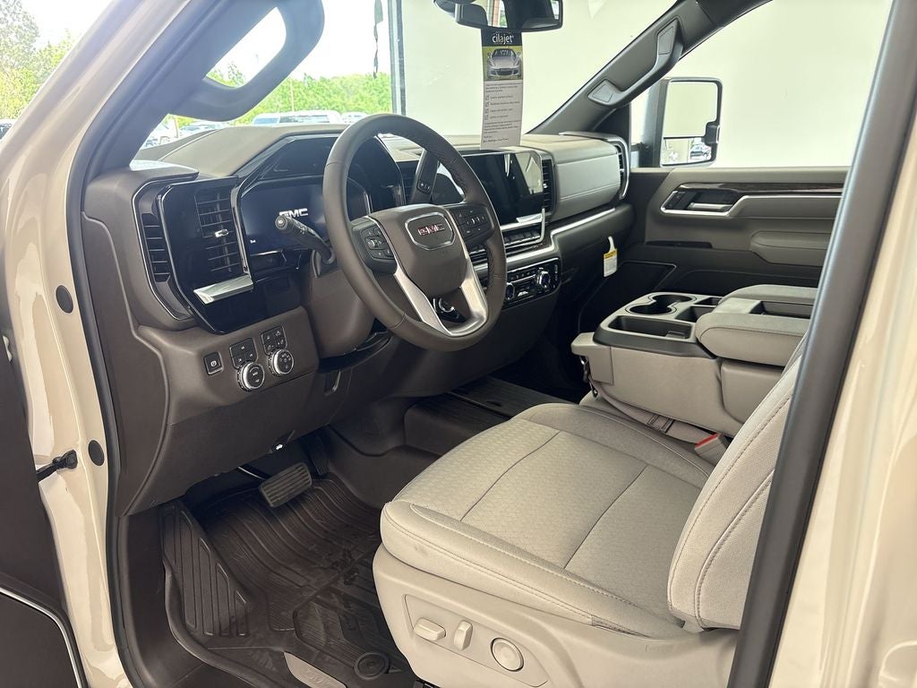 2026 GMC Sierra 3500 HD SLE DRW