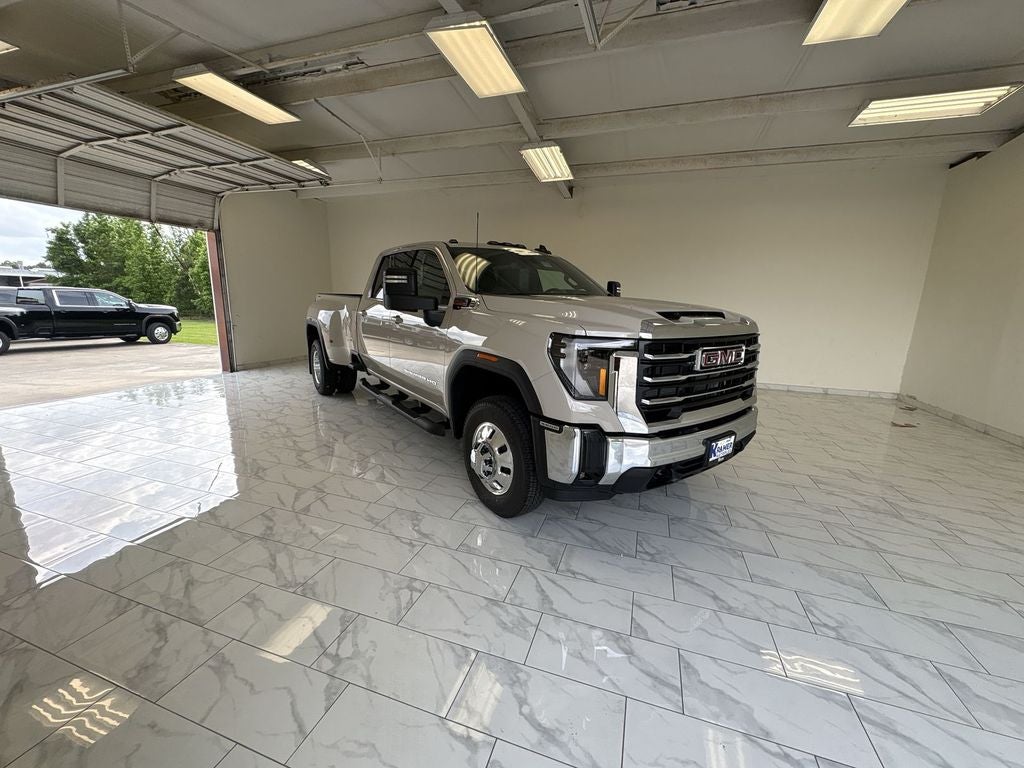 2026 GMC Sierra 3500 HD SLE DRW