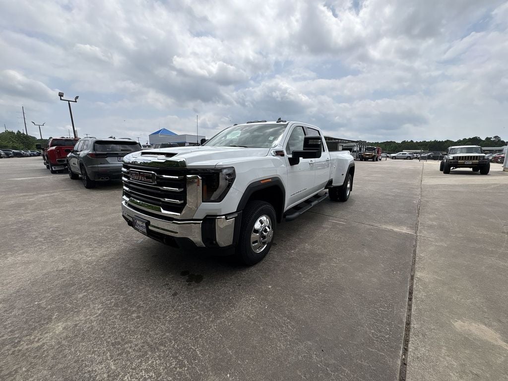 2026 GMC Sierra 3500 HD SLE DRW