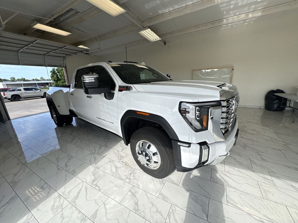 2026 GMC Sierra 3500 HD Denali DRW