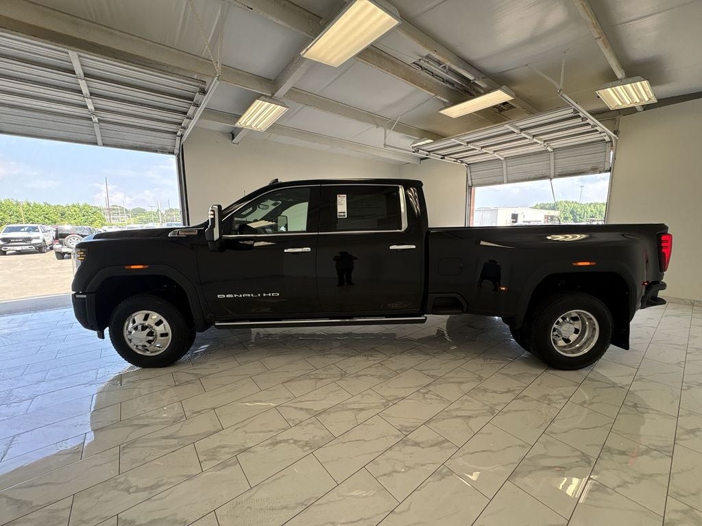 2026 GMC Sierra 3500 HD Denali DRW