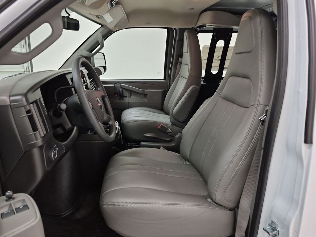 2025 GMC Savana Cargo 2500 Work Van