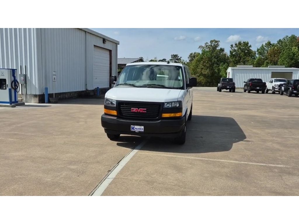 2025 GMC Savana Cargo 2500 Work Van