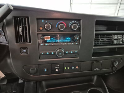 2025 GMC Savana Cargo 2500 Work Van