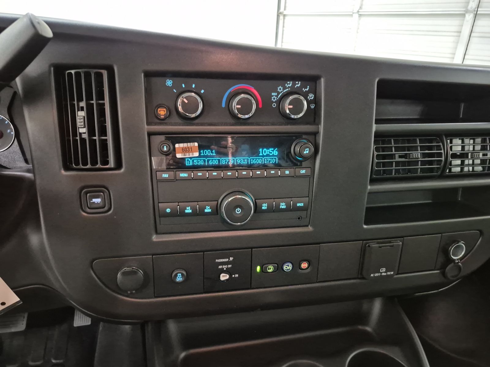 2025 GMC Savana Cargo 2500 Work Van