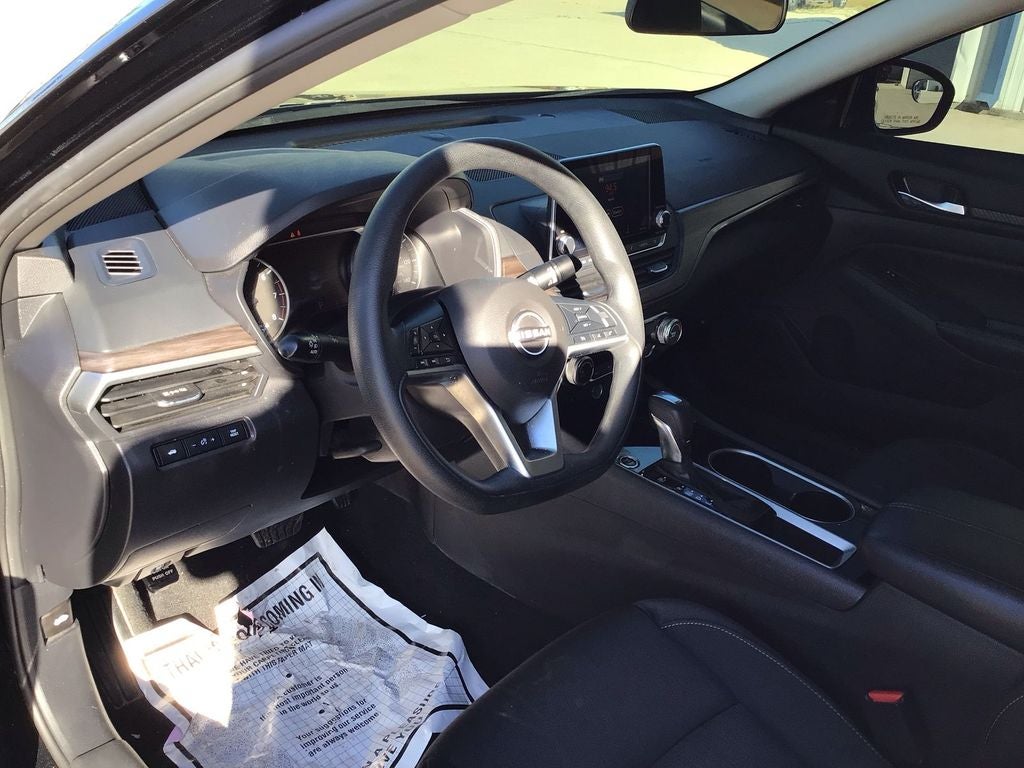 2024 Nissan Altima SV FWD