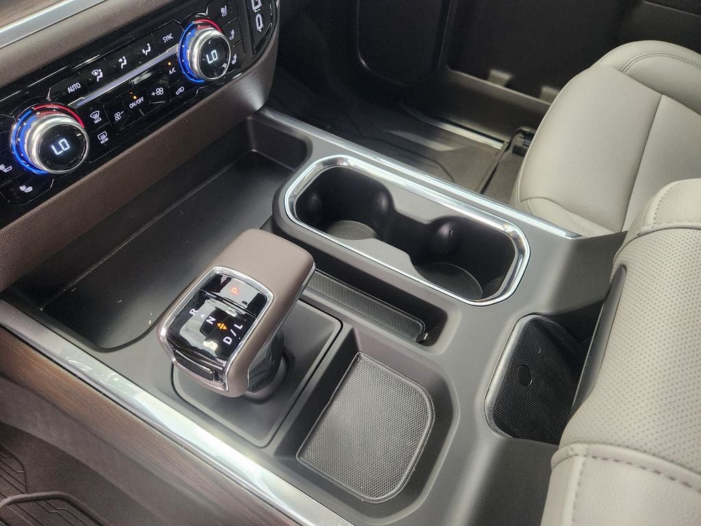 2026 GMC Sierra 1500 SLT - Photo 18