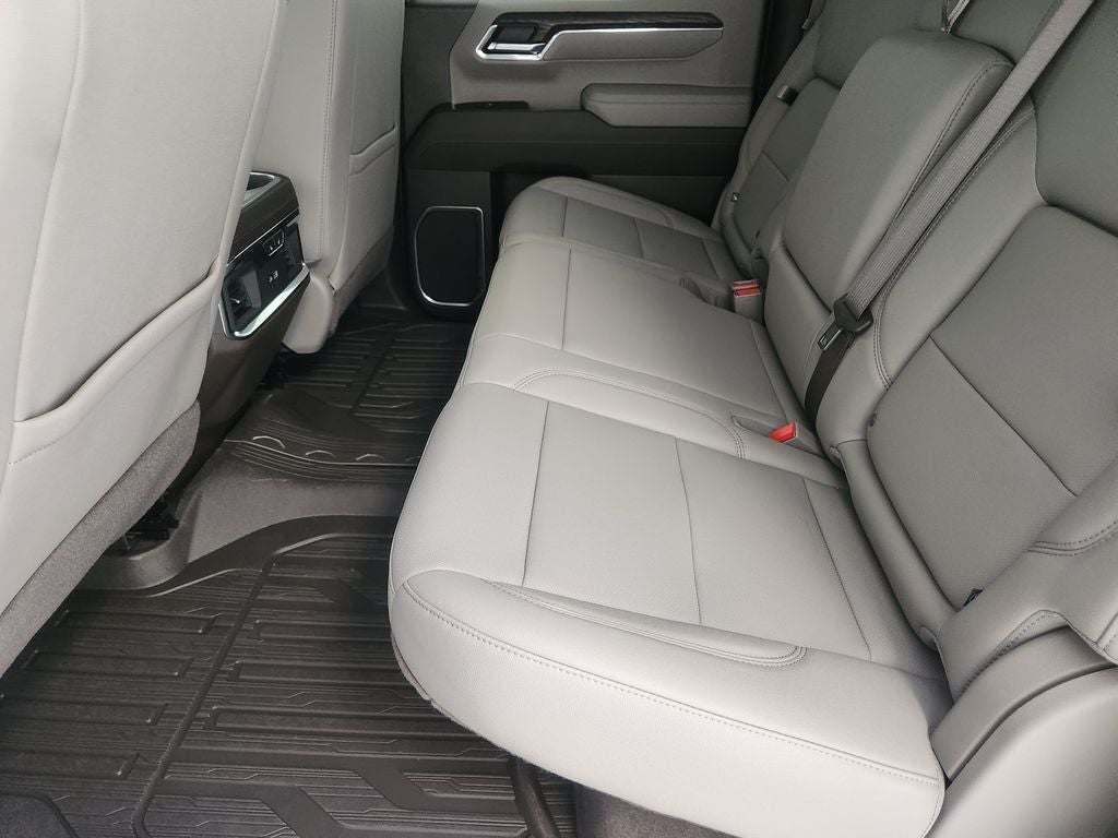 2026 GMC Sierra 1500 SLT - Photo 31