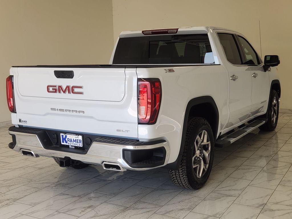 2026 GMC Sierra 1500 SLT - Photo 7