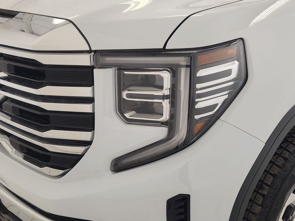 2026 GMC Sierra 1500 SLT - Photo 9