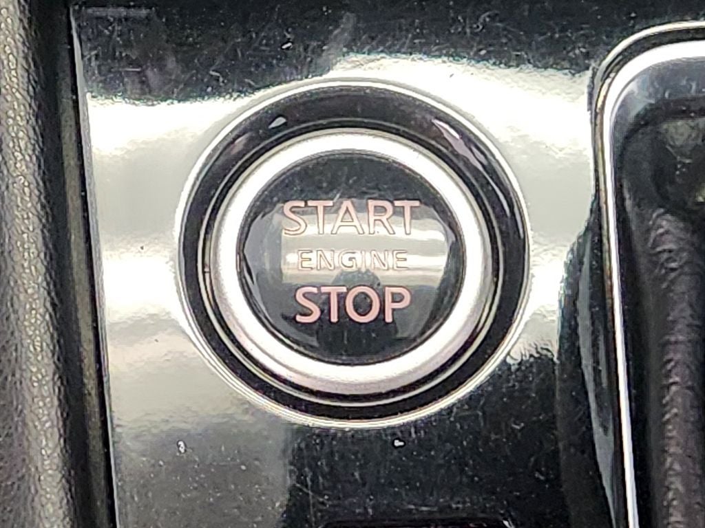2023 Nissan Kicks SV Xtronic CVT