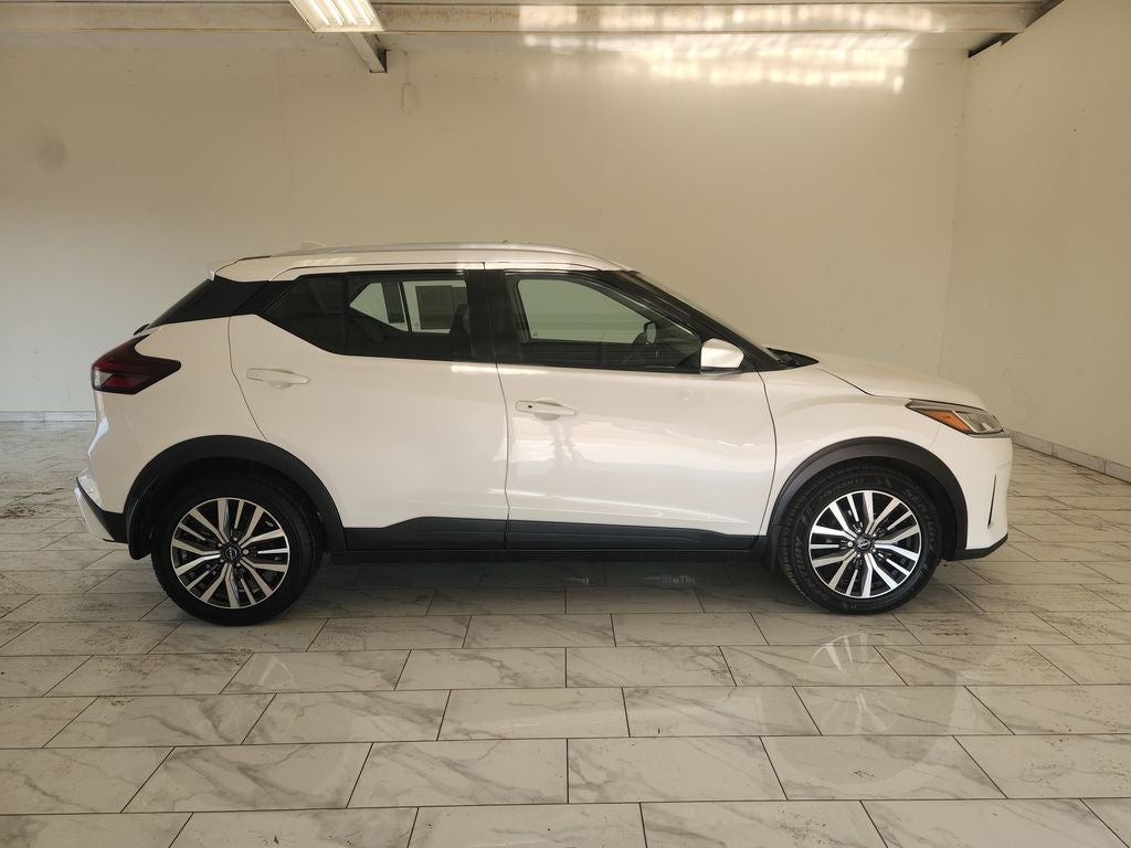 2023 Nissan Kicks SV Xtronic CVT