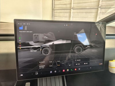 2025 Tesla Cybertruck All-Wheel Drive