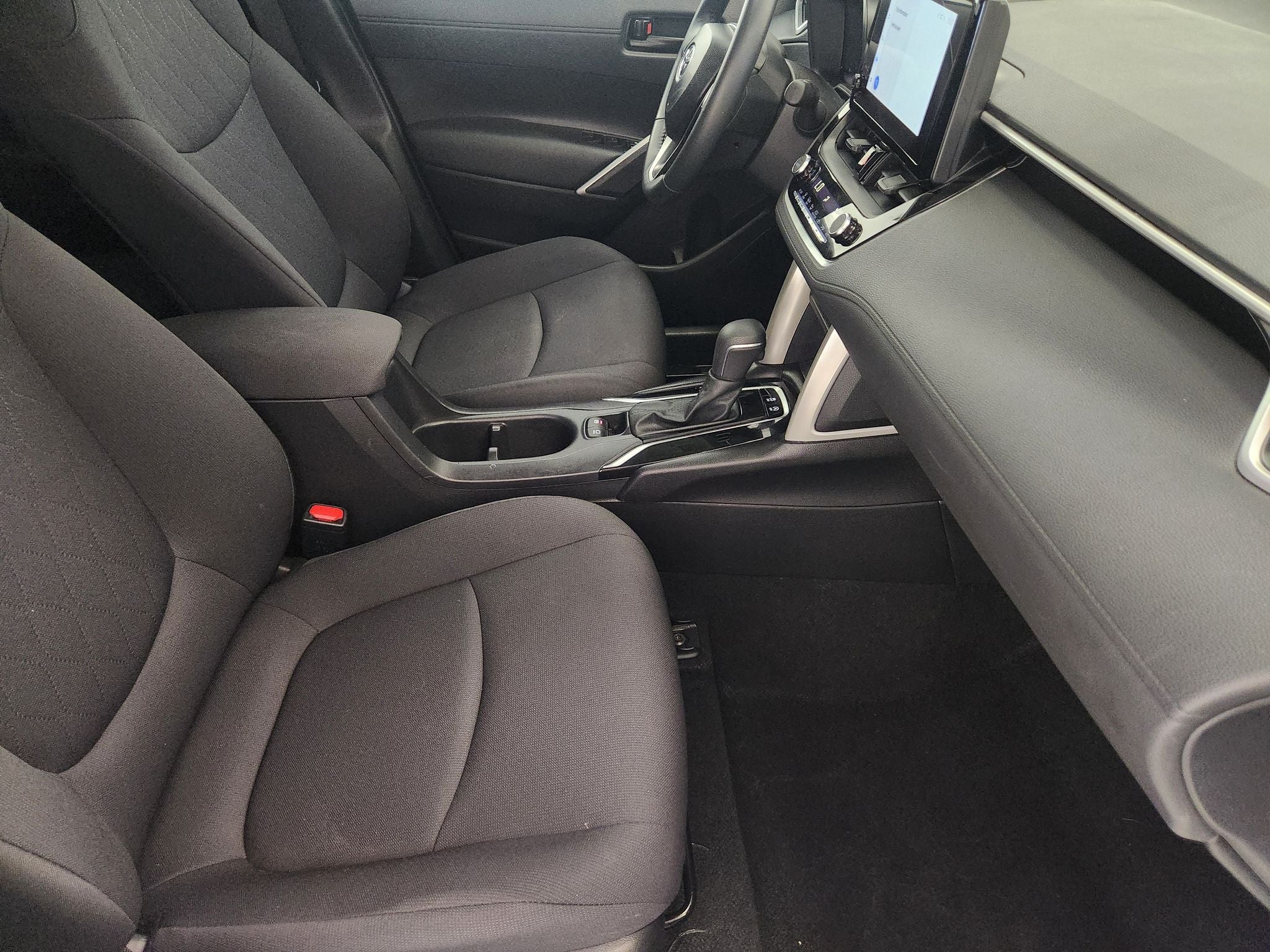 2025 Toyota Corolla Cross LE