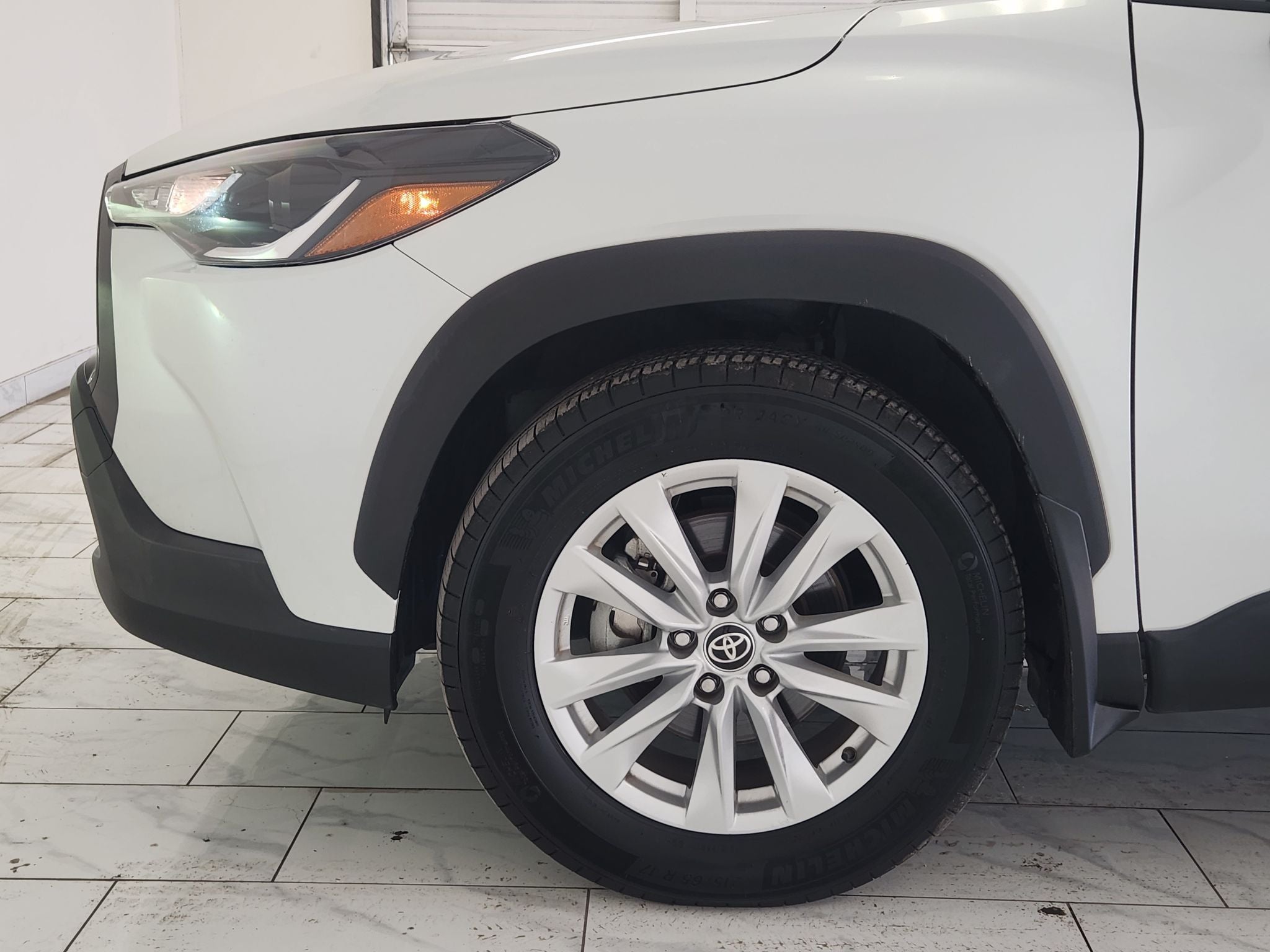 2025 Toyota Corolla Cross LE