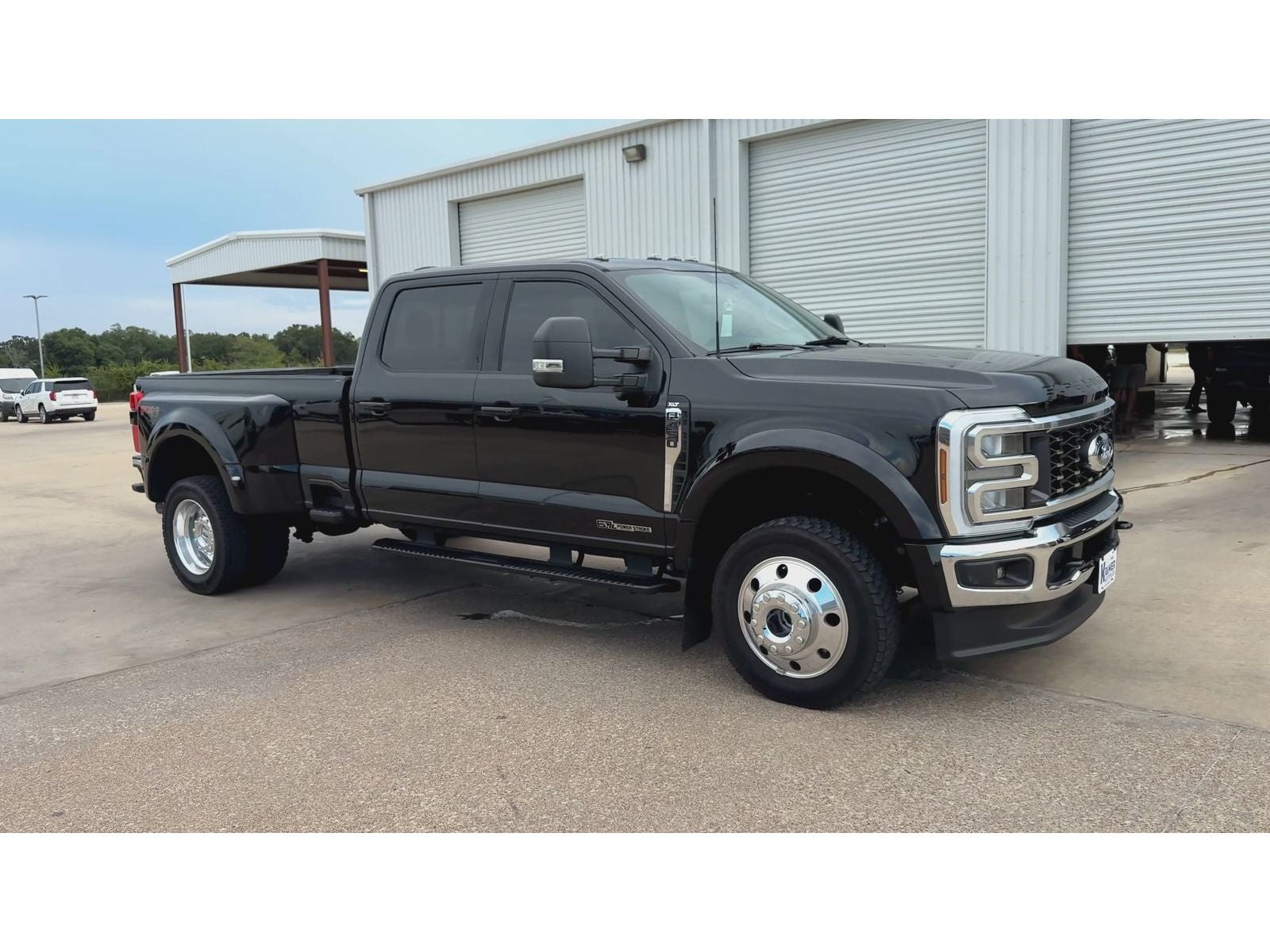 2026 Ford F-450 XLT — photo 2