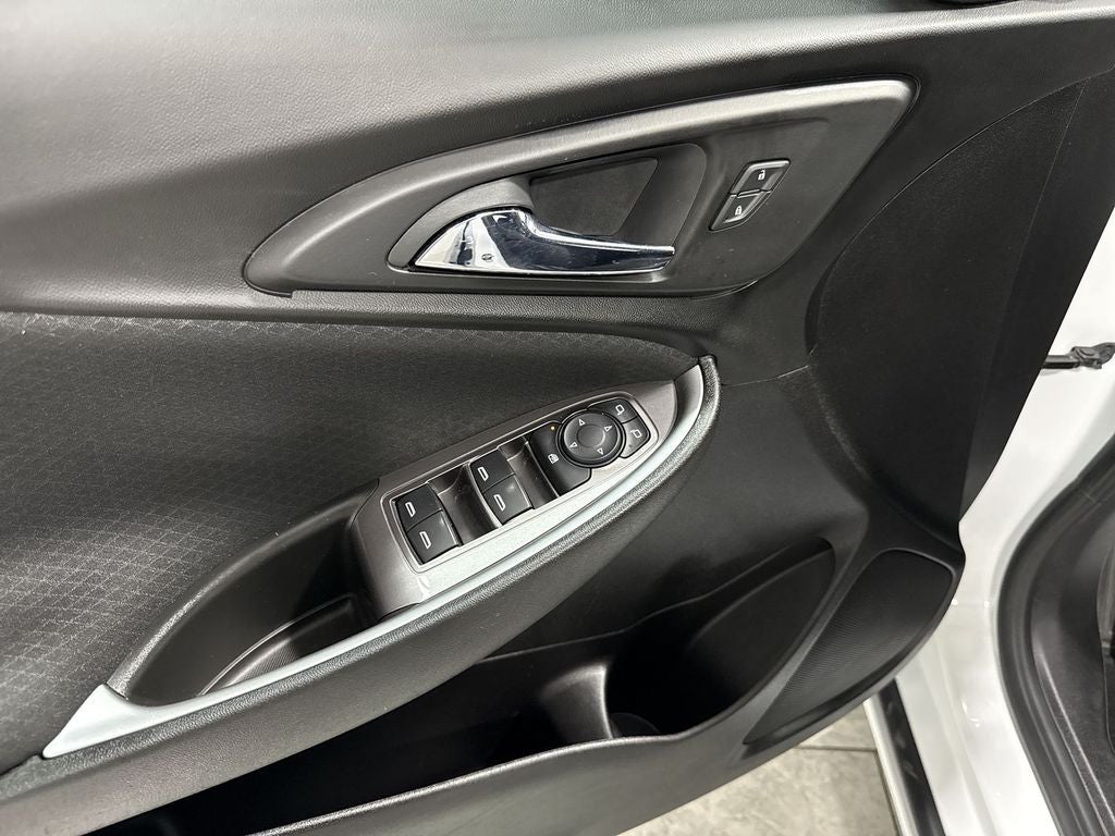 2022 Chevrolet Malibu LS