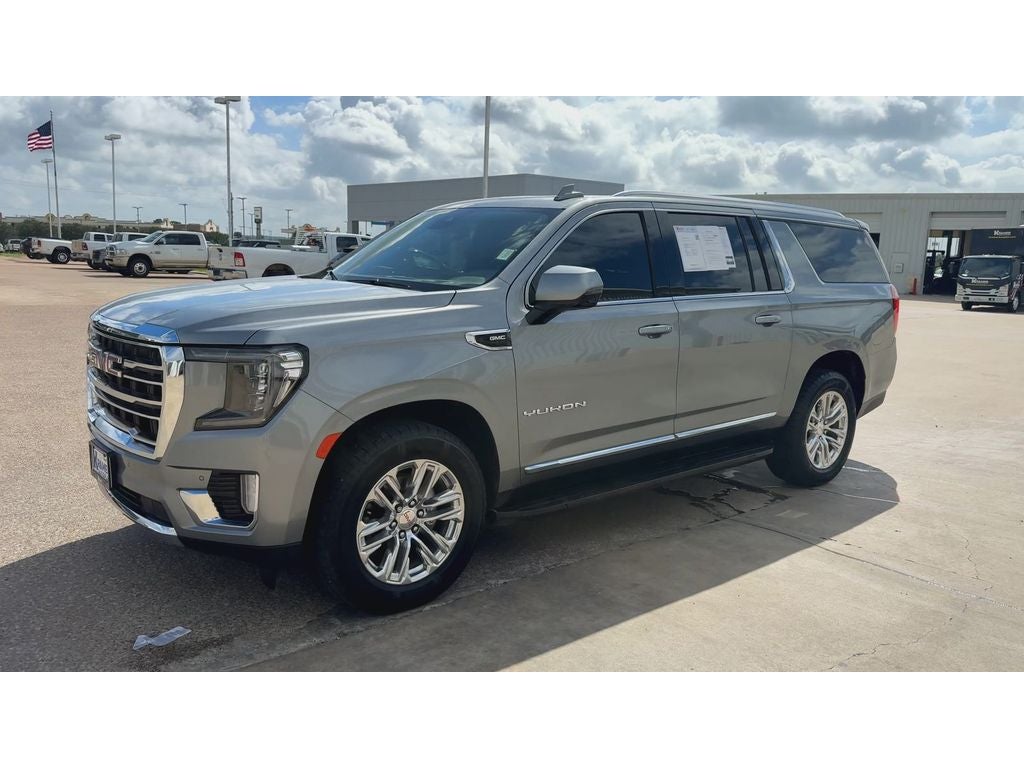 2023 GMC Yukon XL SLT