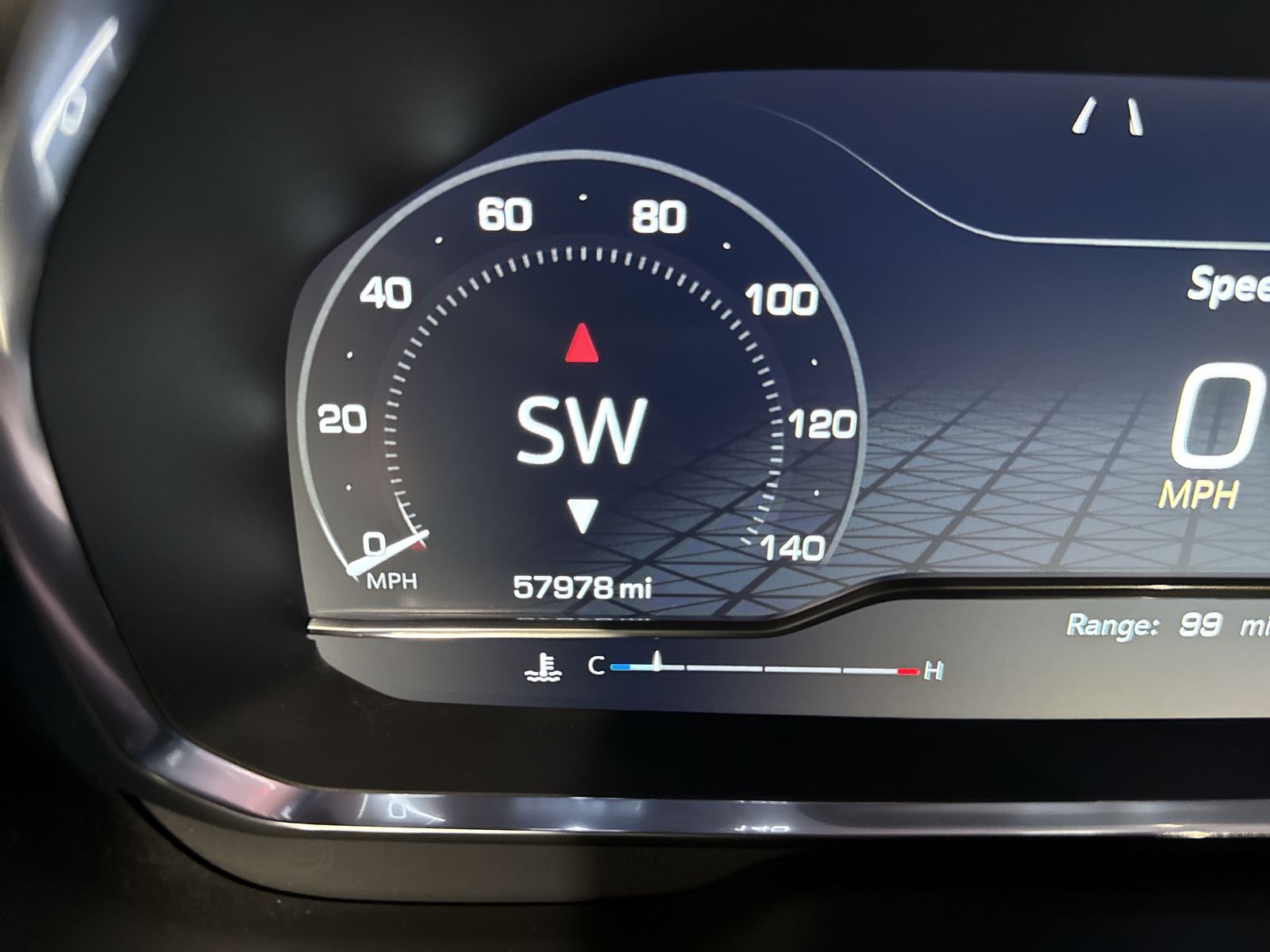 2023 GMC Yukon AT4 — photo 12