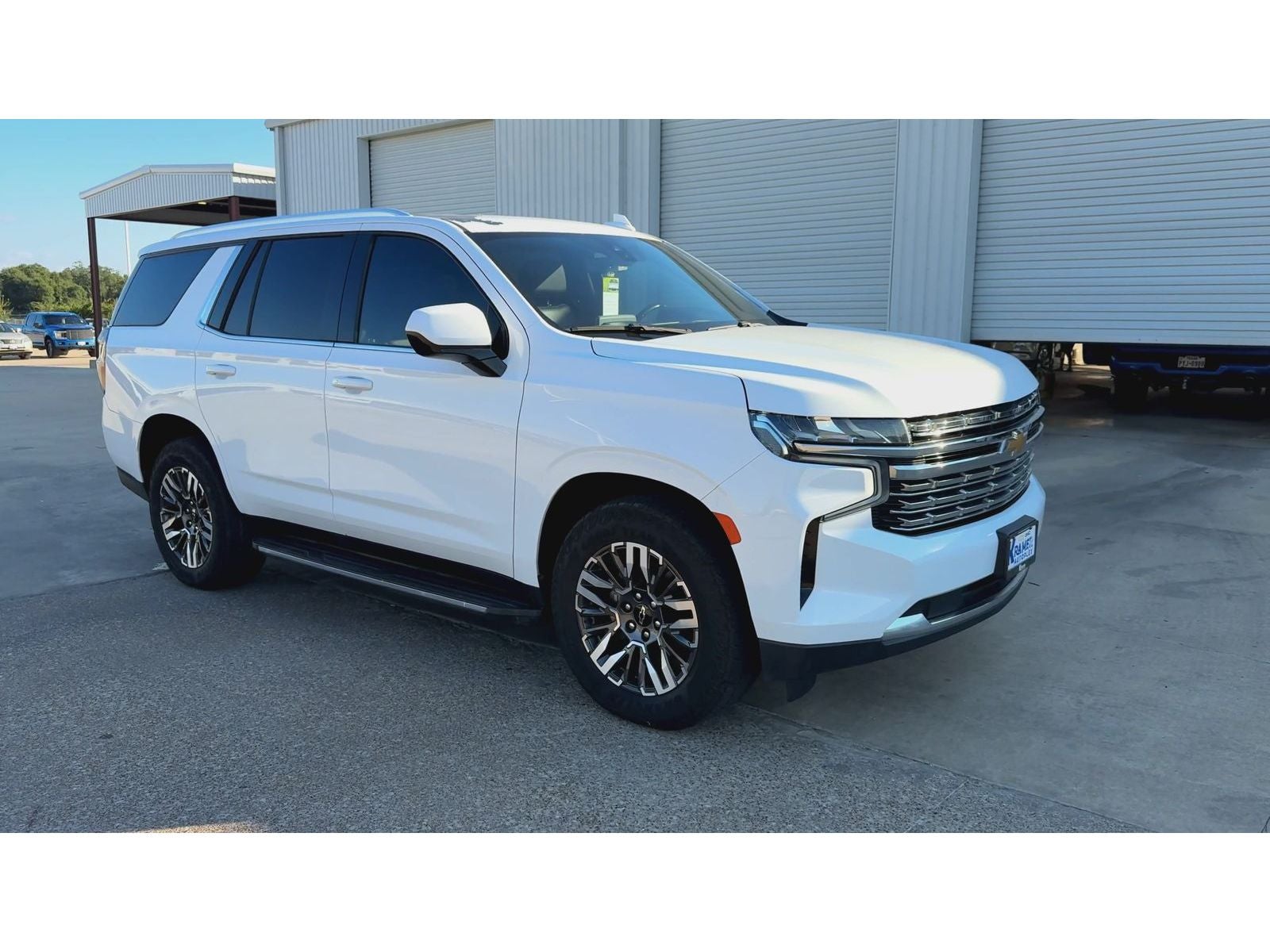 2021 Chevrolet Tahoe LT — photo 2