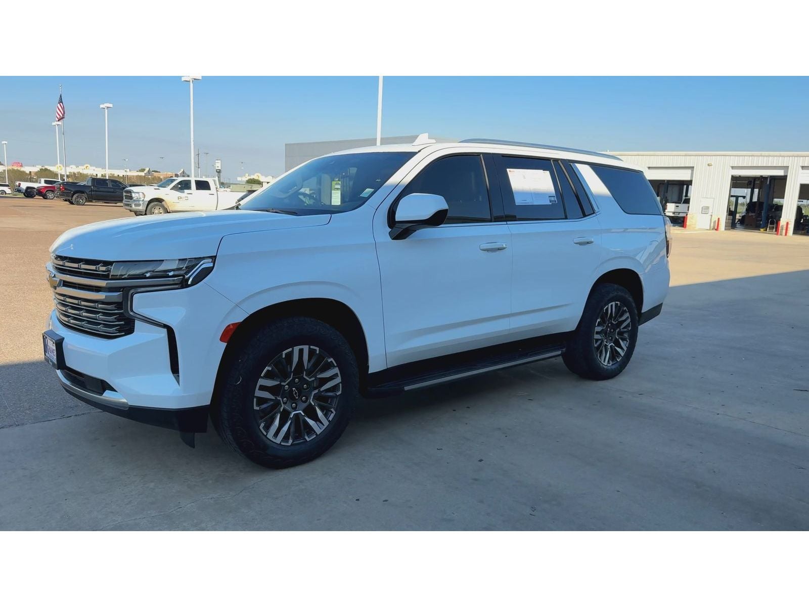 2021 Chevrolet Tahoe LT — photo 4