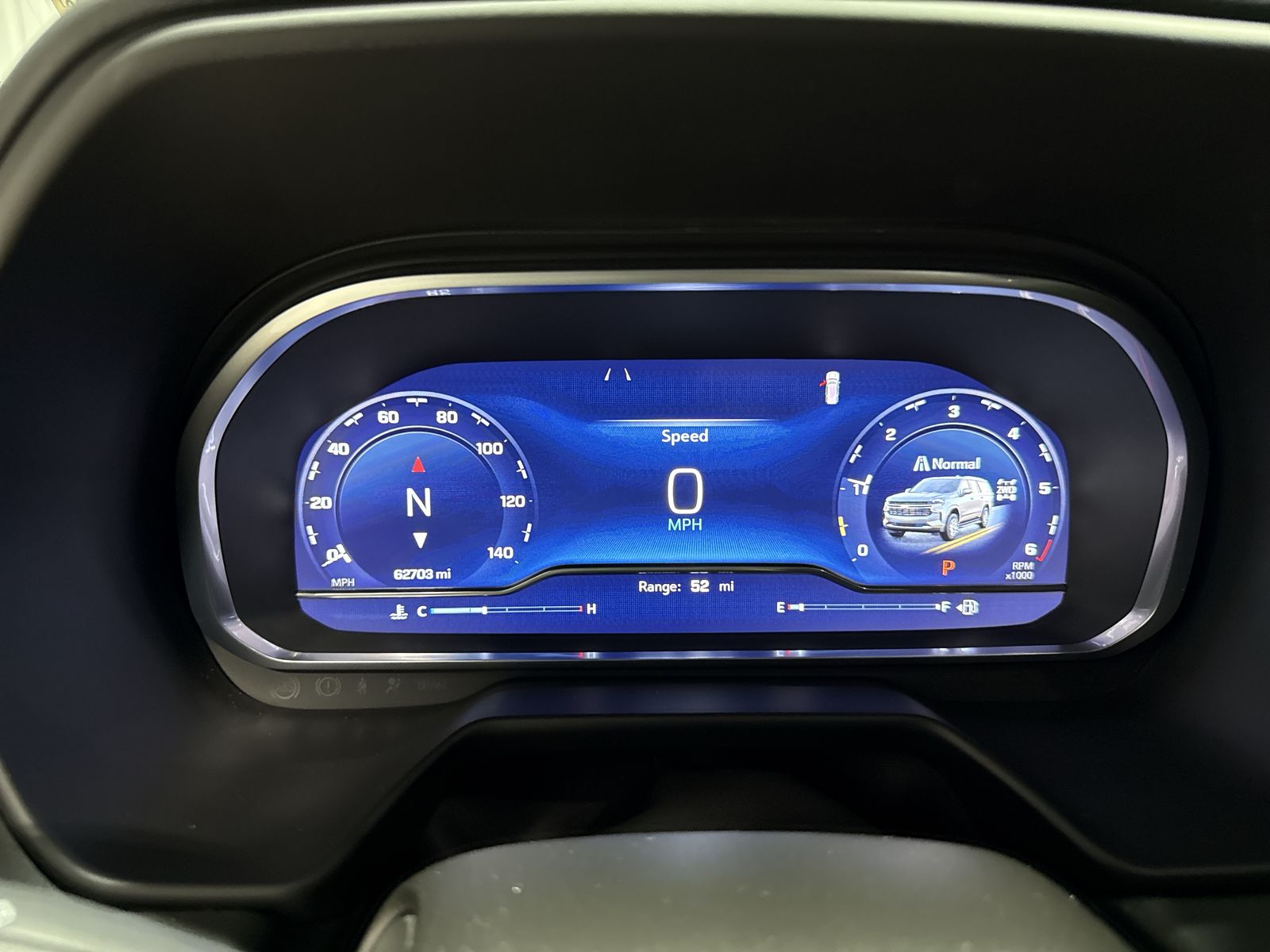 2023 Chevrolet Suburban Z71 — photo 11