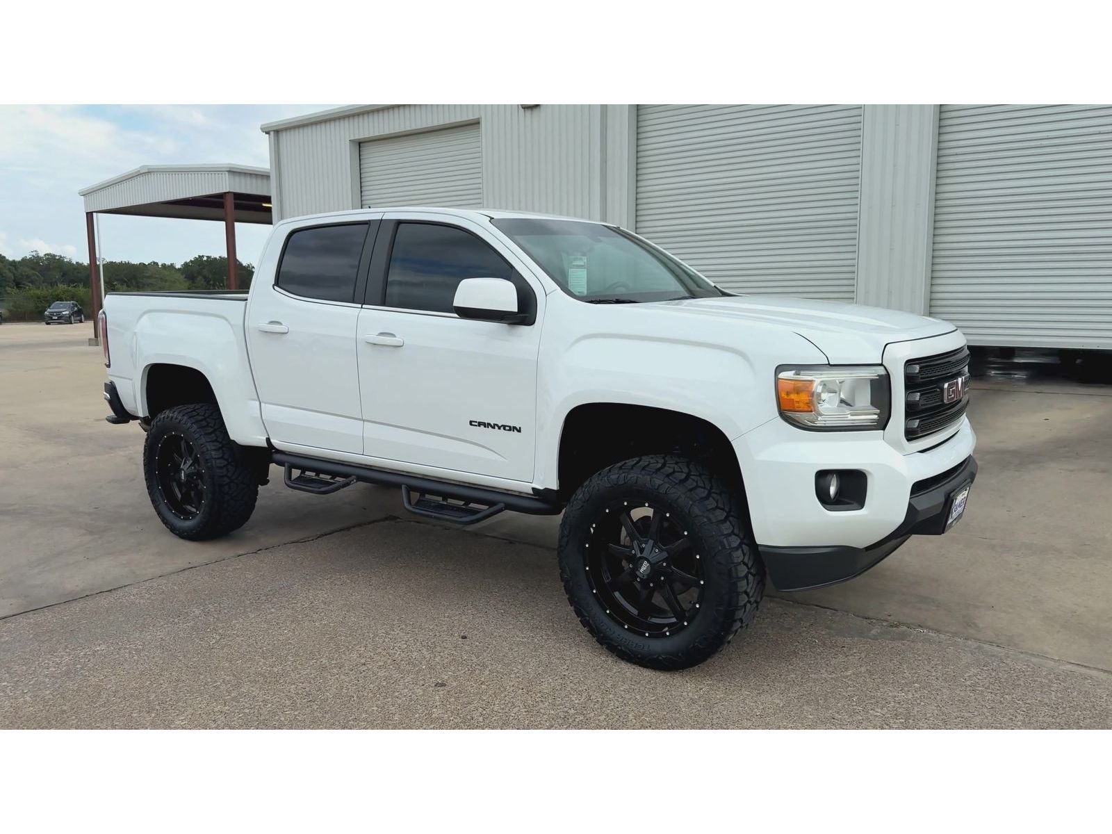 2020 GMC Canyon 2WD SLE — photo 2