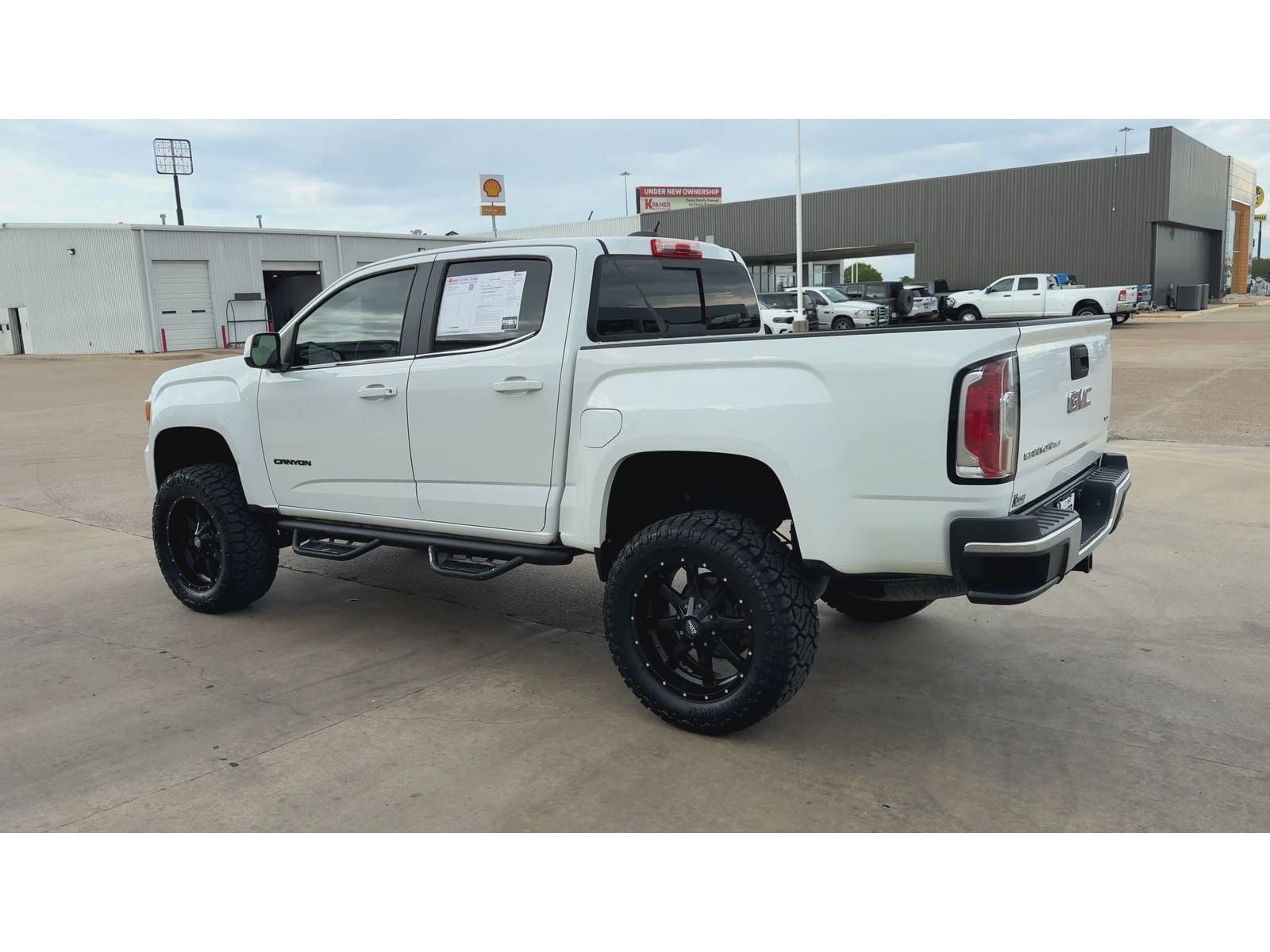 2020 GMC Canyon 2WD SLE — photo 6